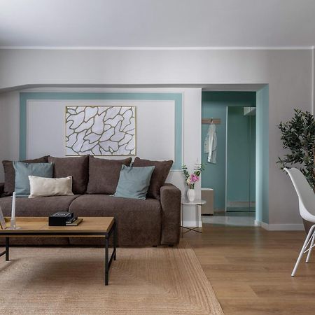 Holt - Sublime Minty Green 1Br On The Park Bukareszt Zewnętrze zdjęcie