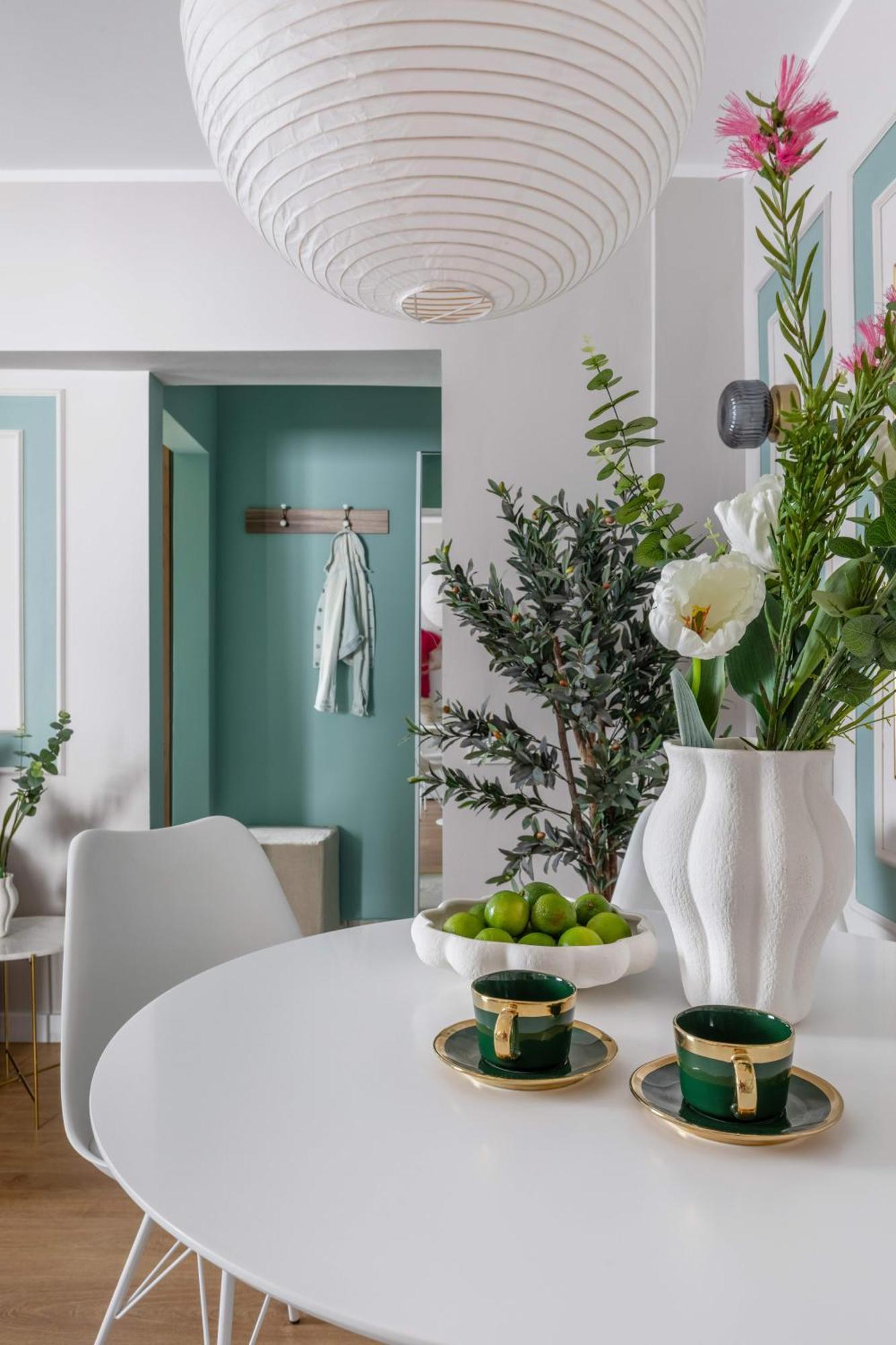 Holt - Sublime Minty Green 1Br On The Park Bukareszt Zewnętrze zdjęcie